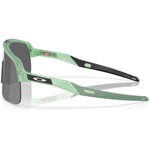 Oakley Oo9496 Sutro Lite S Occhiali da Sole Donna Sportivi Rettangolari, Giada Trasparente Opaco/Nero Prizm, 34 mm